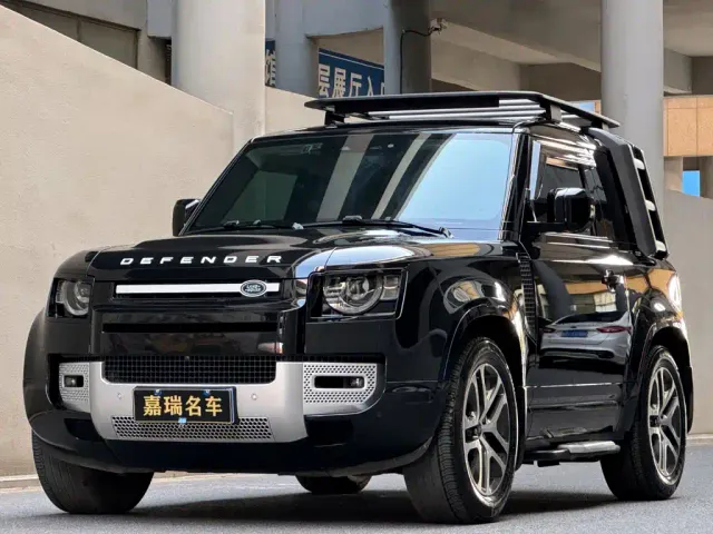 Фотография автомобиля — Land Rover Defender