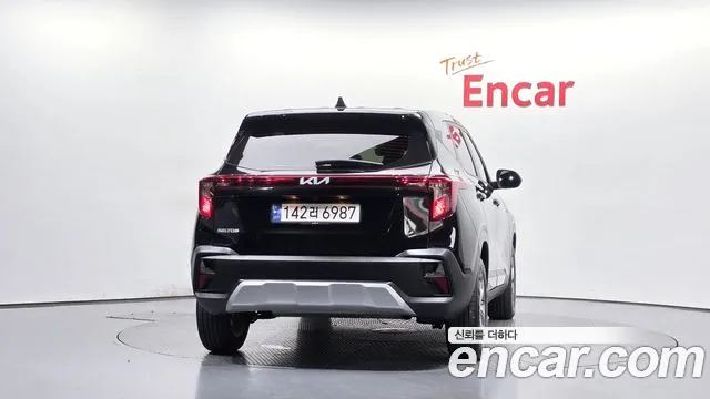 Kia Seltos Бензин 1.6 турбо 2WD — Фото автомобиля 4