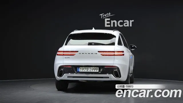 Genesis GV70 — Фото автомобиля 4