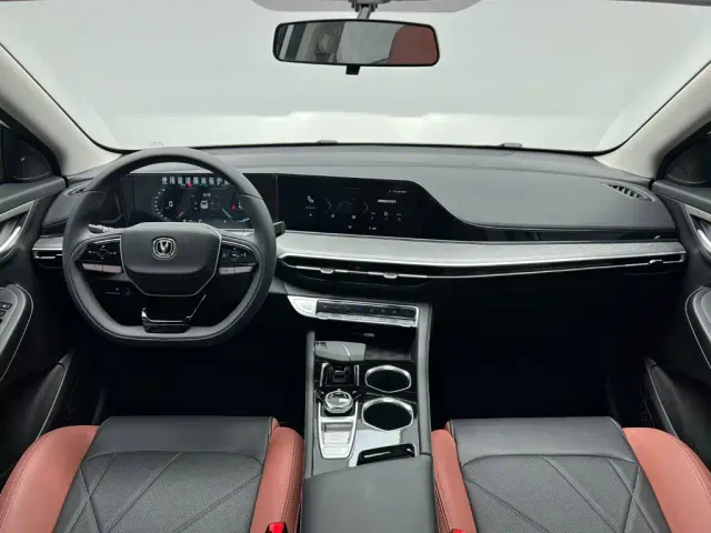Changan Eado — Фото автомобиля 19