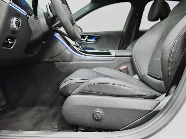 Mercedes-Benz C-Class — Фото автомобиля 13