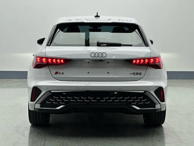Audi A3 — Фото автомобиля 5