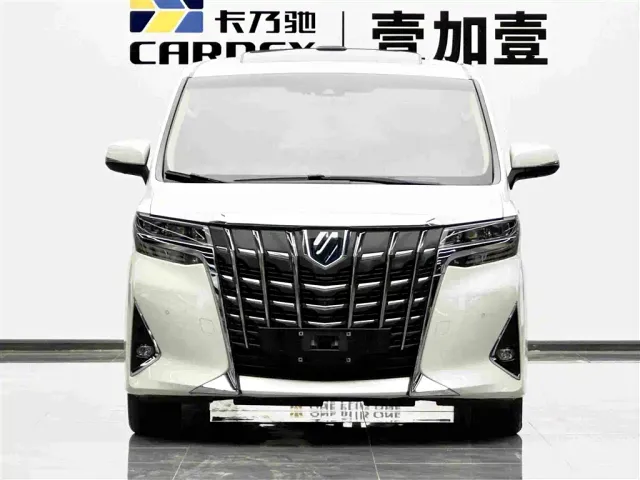 Toyota Alphard — Фото автомобиля 2