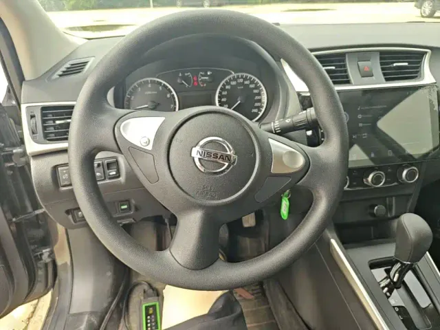Nissan Sylphy — Фото автомобиля 10