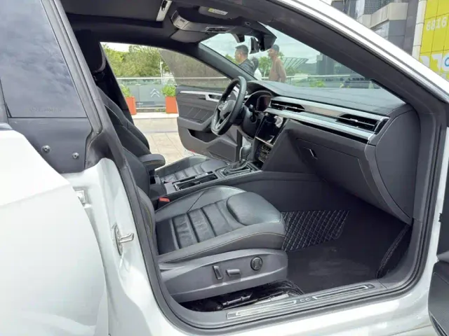Volkswagen CC — Фото автомобиля 5