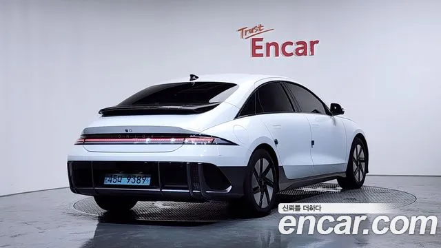 Hyundai Ioniq6 Long Range AWD — Фото автомобиля 2