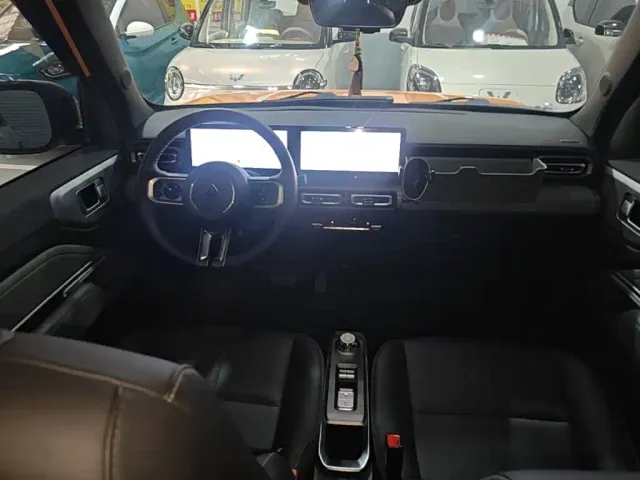 Baojun Yep — Фото автомобиля 9
