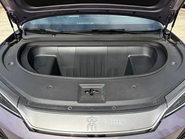 BYD Song Ultra — Фото автомобиля 15