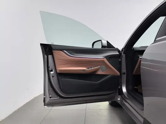 Changan Qiyuan A07 — Фото автомобиля 8