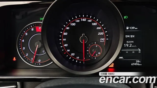Hyundai AVANTE Avante (CN7) — Фото автомобиля 8