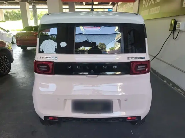 Wuling Hongguang Mini EV — Фото автомобиля 5