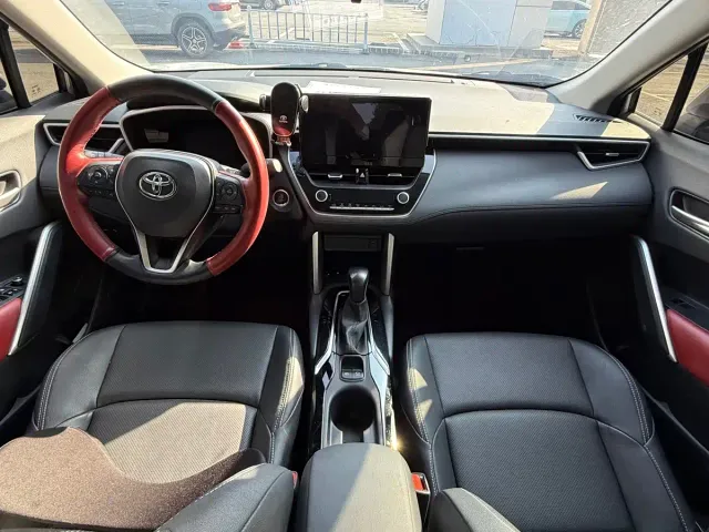 Toyota Frontlander — Фото автомобиля 6