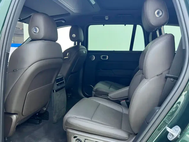 Li Auto L9 — Фото автомобиля 9