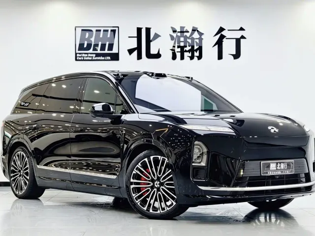 Nio ES8 — Фото автомобиля 3