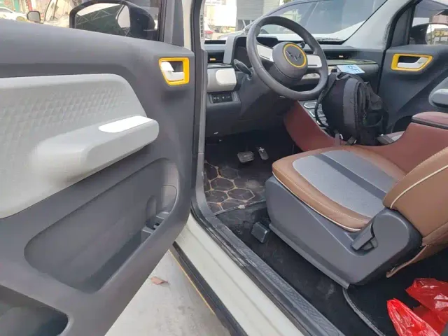 Wuling Hongguang Mini EV — Фото автомобиля 15