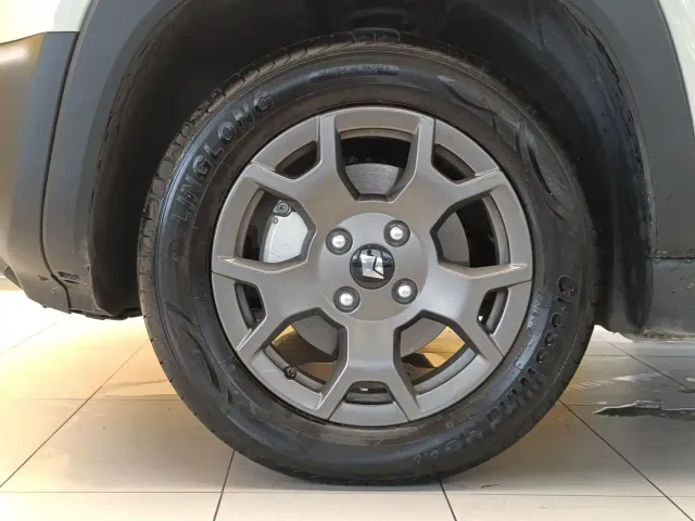 Baojun Yep Plus — Фото автомобиля 5