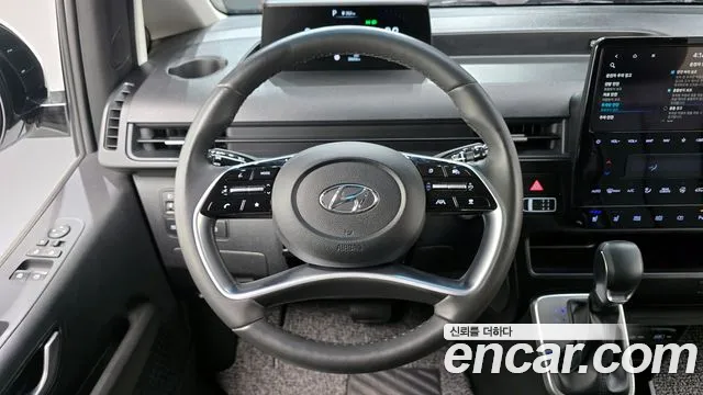 Hyundai Staria Staria 4WD Tourer 9 мест — Фото автомобиля 14