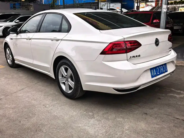 Volkswagen Lamando — Фото автомобиля 6