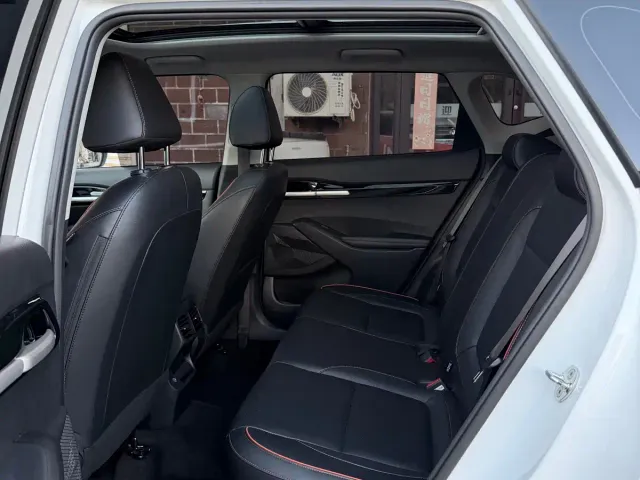 Kia Seltos — Фото автомобиля 8