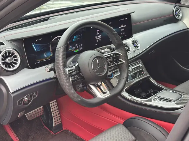 Mercedes-Benz E-Class AMG — Фото автомобиля 6