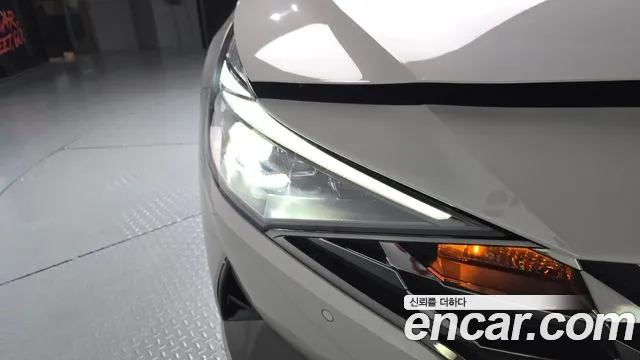 Hyundai AVANTE Avante (CN7) — Фото автомобиля 19