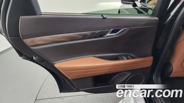 Genesis G80 RG3 — Фото автомобиля 25