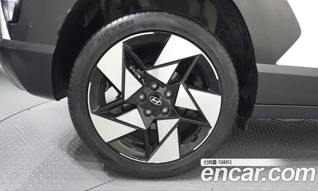 Hyundai Kona SX2 — Фото автомобиля 5