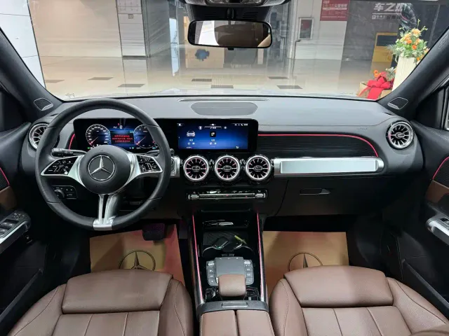 Mercedes-Benz GLB-Class — Фото автомобиля 9