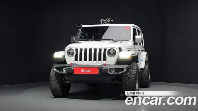 Jeep Wrangler JL — Фото автомобиля 3