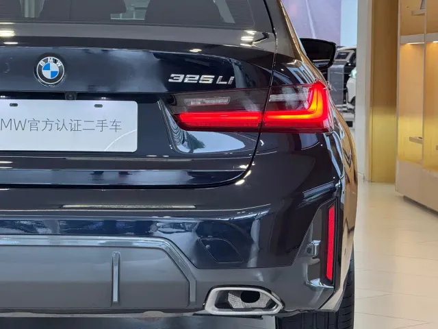BMW 3 Series — Фото автомобиля 6