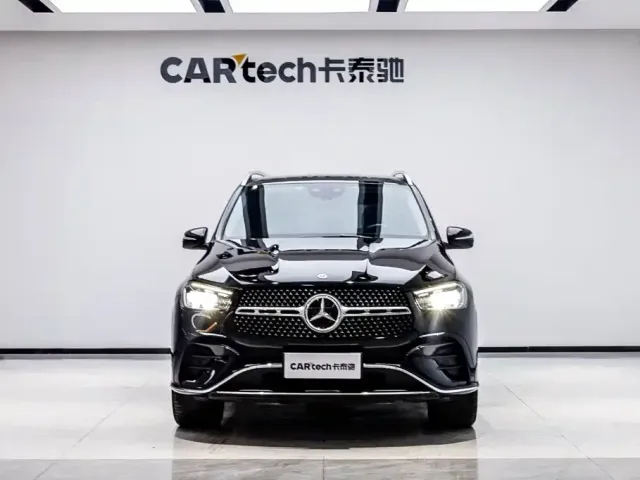 Mercedes-Benz GLE-Class — Фото автомобиля 2