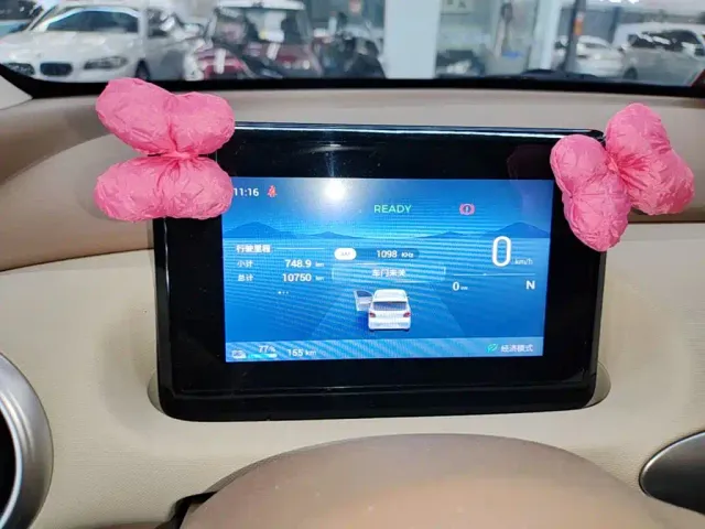 Wuling Hongguang Mini EV — Фото автомобиля 11