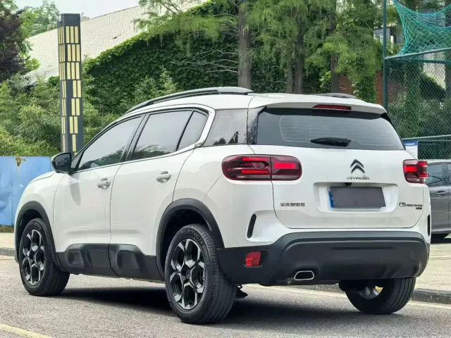 Citroen Tianyi C5 AIRCROSS — Фото автомобиля 9