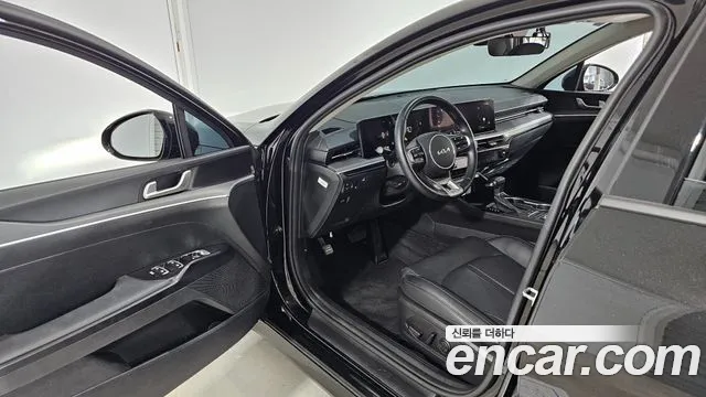 Kia K5 Новый K5 3 поколение 2.0 LPi(Для проката) — Фото автомобиля 10