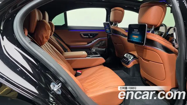 Mercedes-Benz S-Class — Фото автомобиля 18