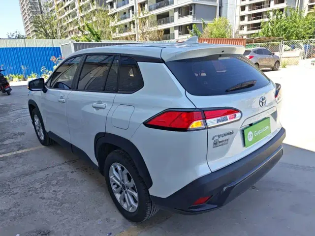 Toyota Frontlander — Фото автомобиля 4
