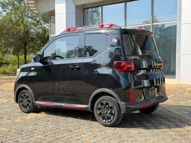 Wuling Hongguang Mini EV — Фото автомобиля 6