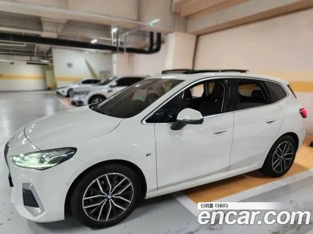 Фотография автомобиля — BMW 2 Series U06