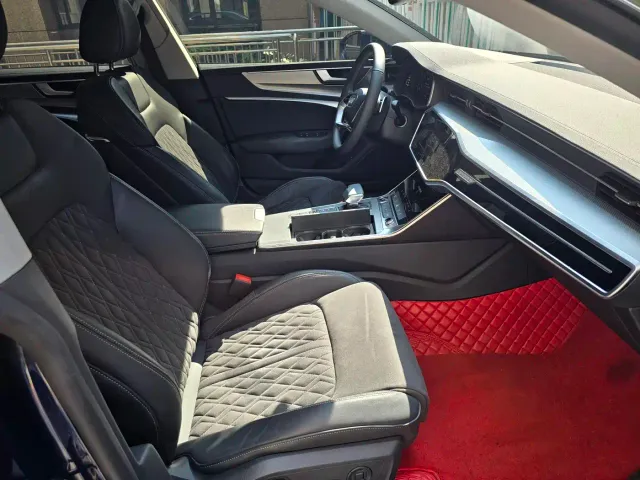 Audi A7L — Фото автомобиля 8