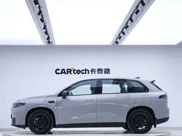 Leapmotor Leapmotor C10 2024 530 Smart Edition — Фото автомобиля 4