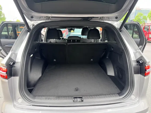 Geely Xingyue L — Фото автомобиля 17