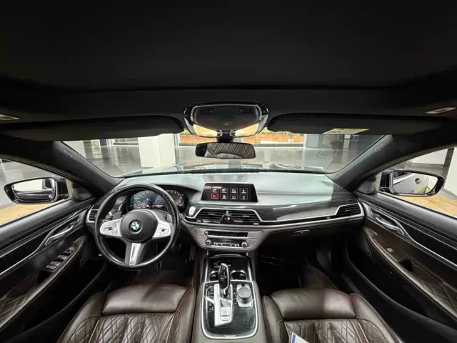 BMW 7 Series — Фото автомобиля 19