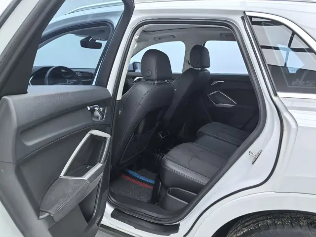 Audi Q3 — Фото автомобиля 8