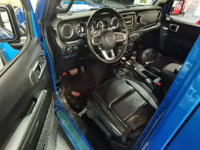 Jeep Wrangler 4xe — Фото автомобиля 15