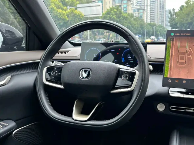 Changan Eado — Фото автомобиля 12