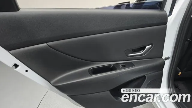 Hyundai Avante CN7 — Фото автомобиля 13