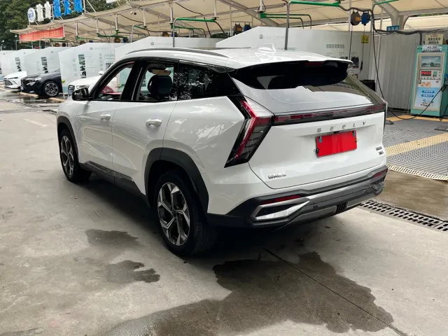 Geely Boyue L — Фото автомобиля 7
