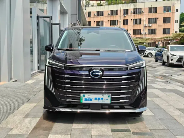 GAC Trumpchi E9 — Фото автомобиля 2