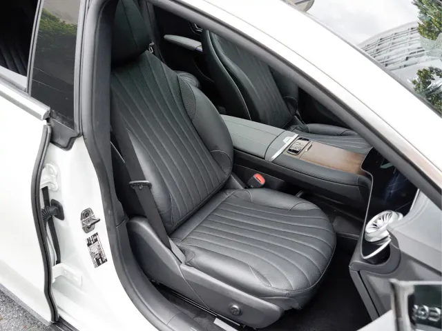 Mercedes-Benz EQS — Фото автомобиля 16