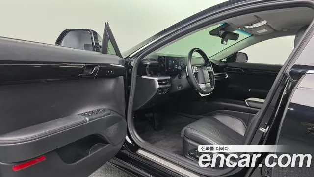 Hyundai Grandeur GN7 — Фото автомобиля 15